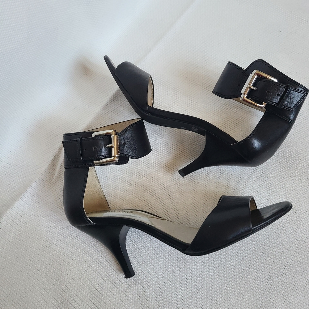 Michael Kors Black Leather Heels with Buckle Detail Size 6.5 M